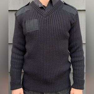 Citadel Men’s 100% Virgin Wool Military Sweater Size Medium